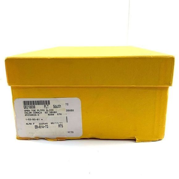 FENDI NWB Women’s 38.5 US 8 Red/Cream Leather Open Toe/back SlipOn Slide Sandal - Picture 11 of 13